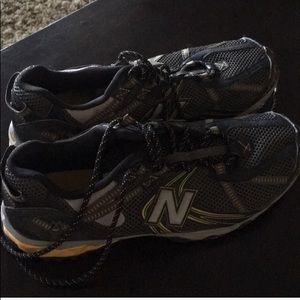 Like new trail runners